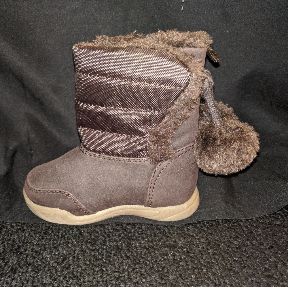 SOLD at OUAC - Picture 2 of 6